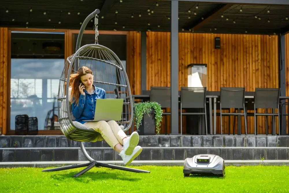 Sunseeker Elite X5 – cicha praca robota koszącego około 60dB